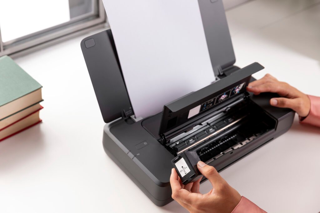 Explore the Portable Printer Buying Guide 2025 to discover the top mini, mobile, and A4 printers.